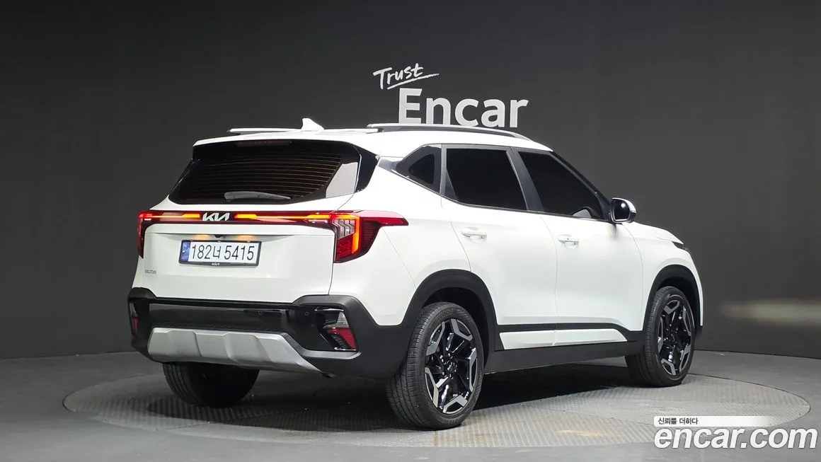 Kia Seltos 2023 из KR, фото 2