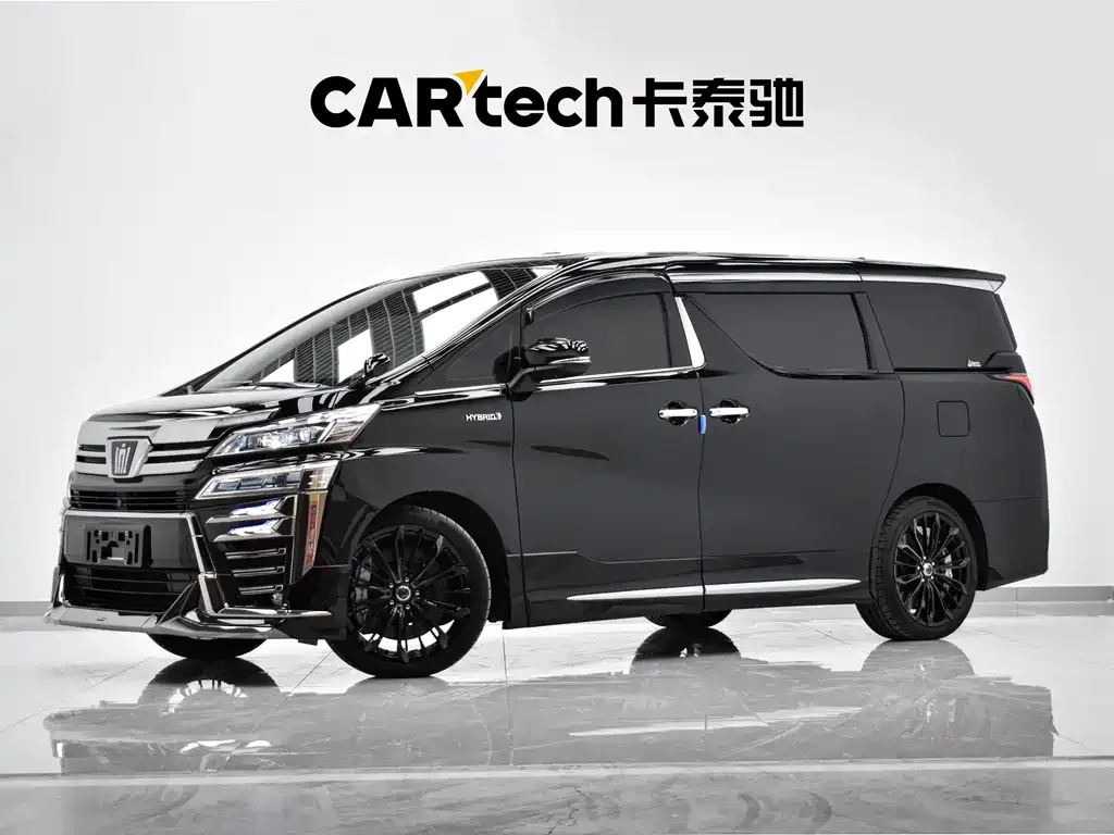 Toyota Vellfire — фото 1