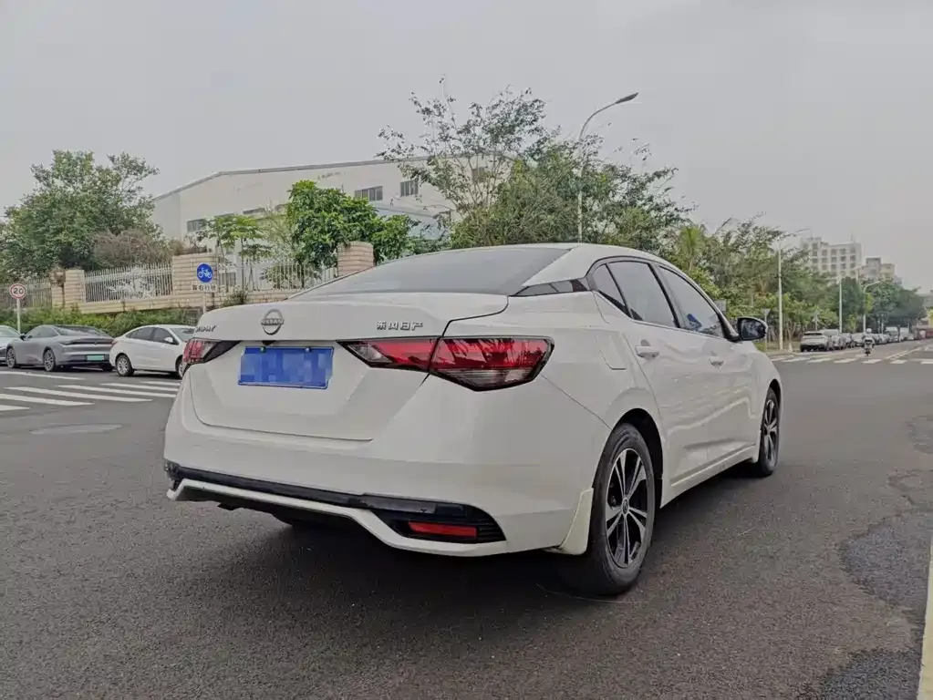Nissan Sylphy 2023 из CN, фото 2