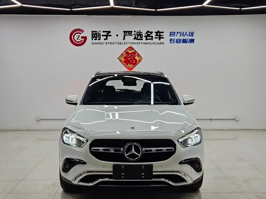 Mercedes-Benz GLA — фото 8