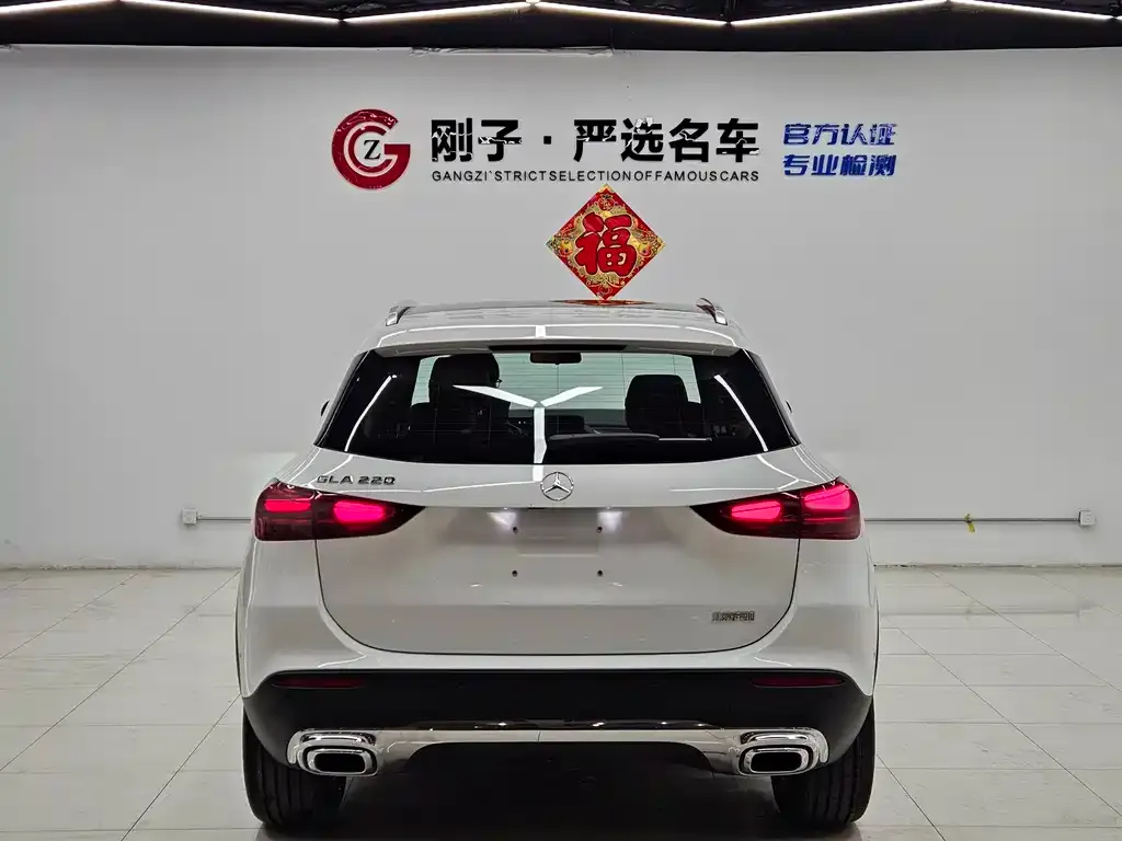 Mercedes-Benz GLA — фото 7