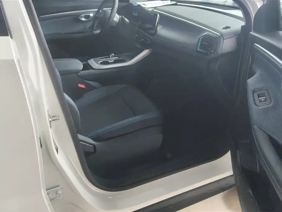 GAC Motor Trumpchi GS3 2025 из CN, фото 2