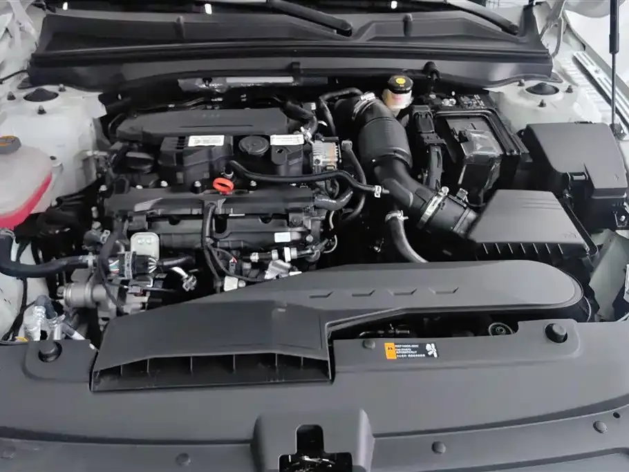Kia K5 2024 из CN, фото 9