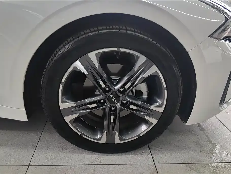 Kia K5 2024 из CN, фото 10