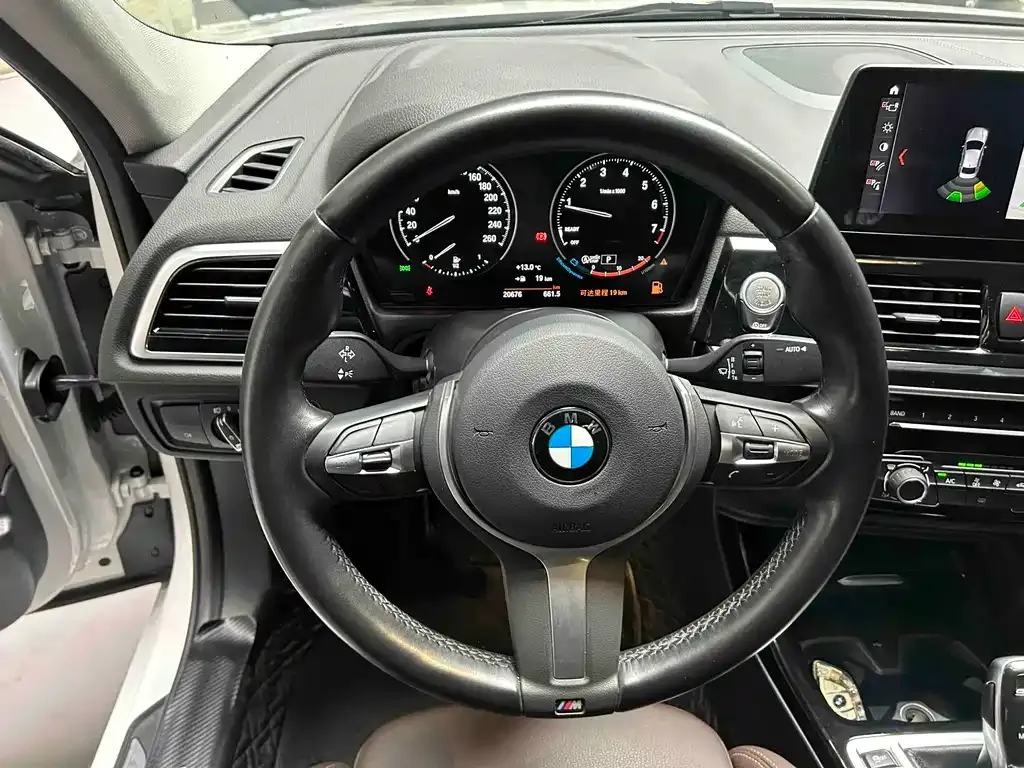 BMW 1 Series 2023 из CN, фото 7