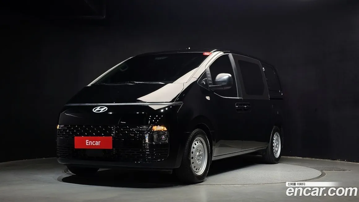 Hyundai Staria 2025 из KR, фото 1