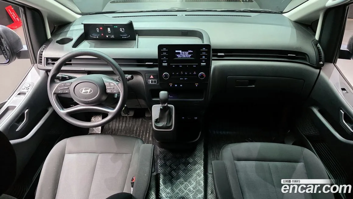 Hyundai Staria 2025 из KR, фото 2