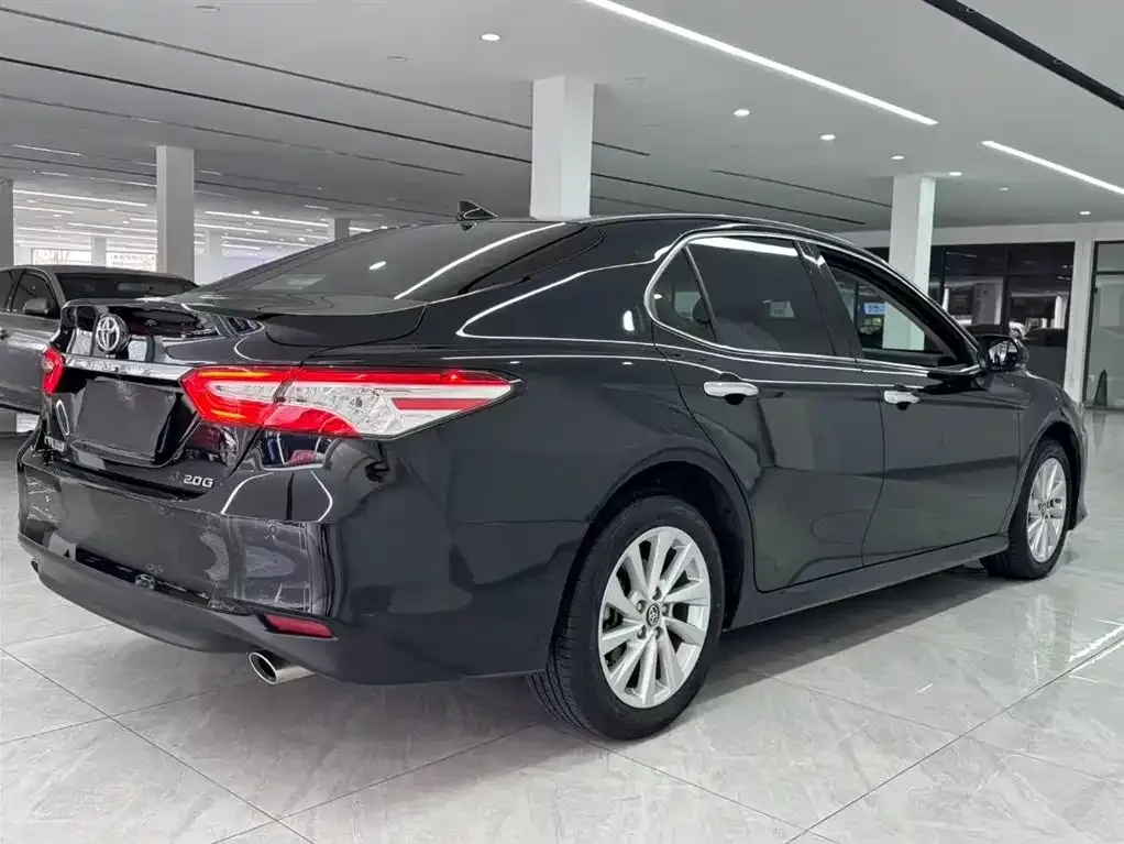 Toyota Camry 2021 из CN, фото 9