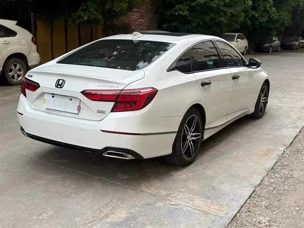Honda Inspire 2022 из CN, фото 6