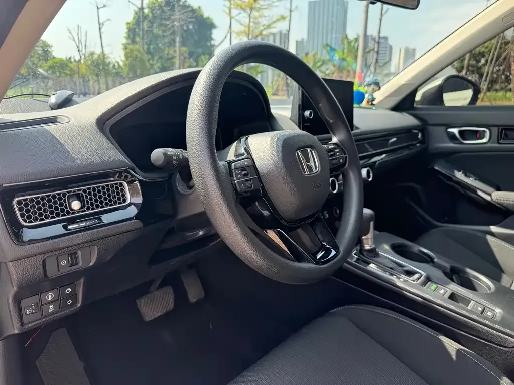 Honda Civic — фото 8