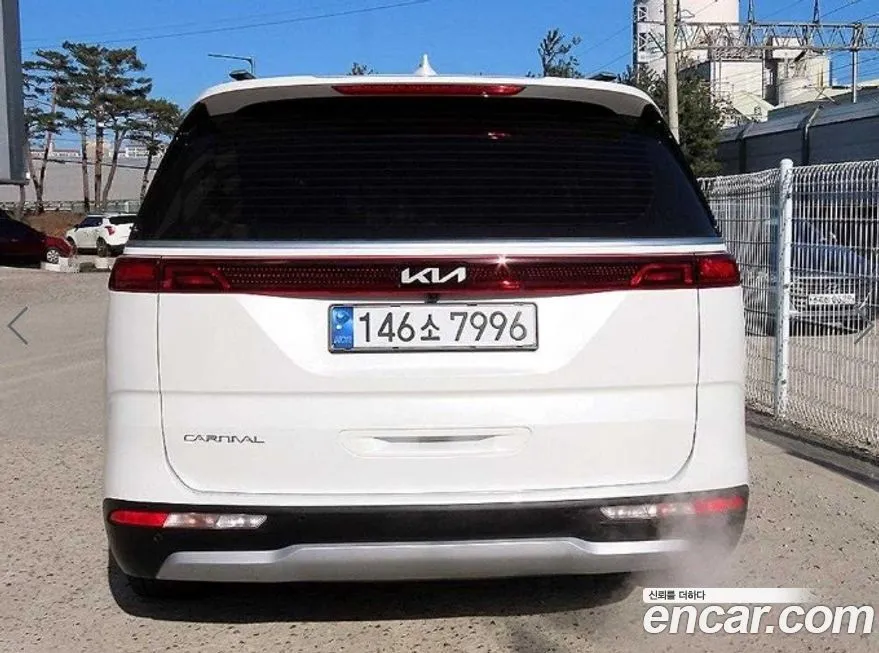 Kia Carnival — фото 2