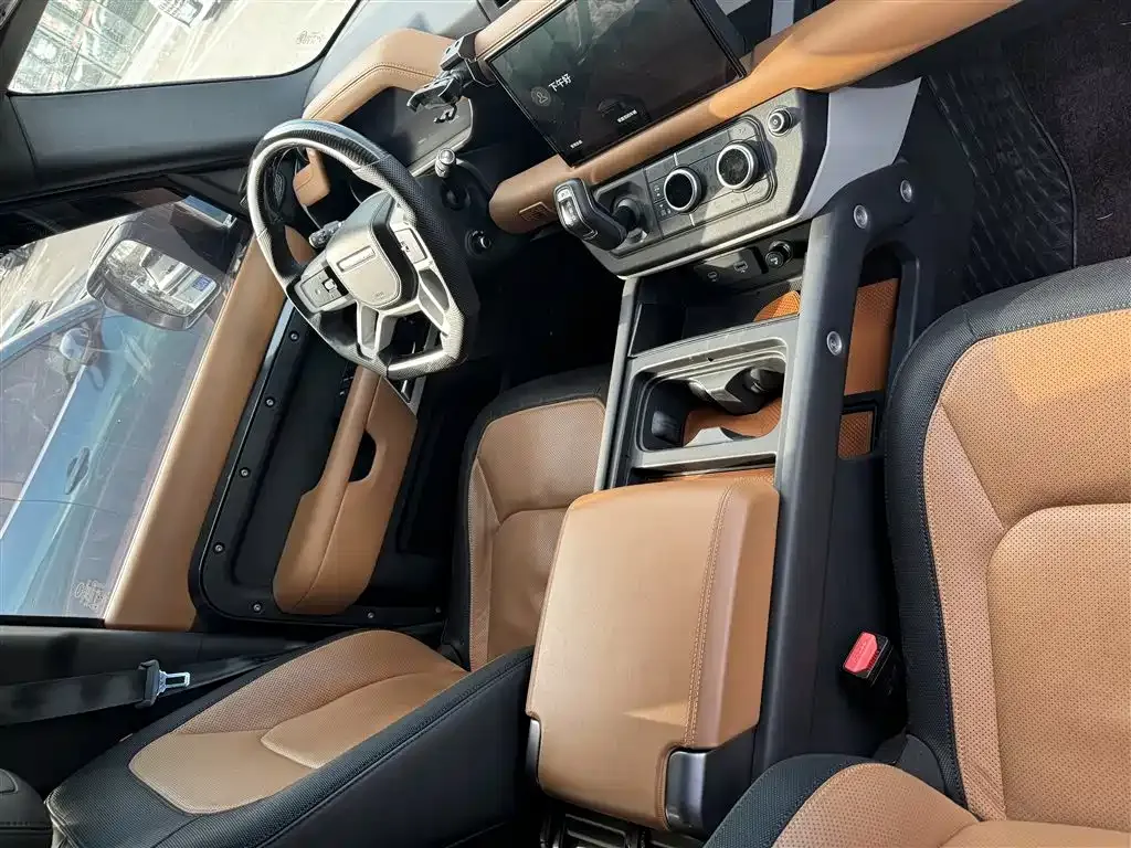 Land Rover Defender 2023 из CN, фото 2
