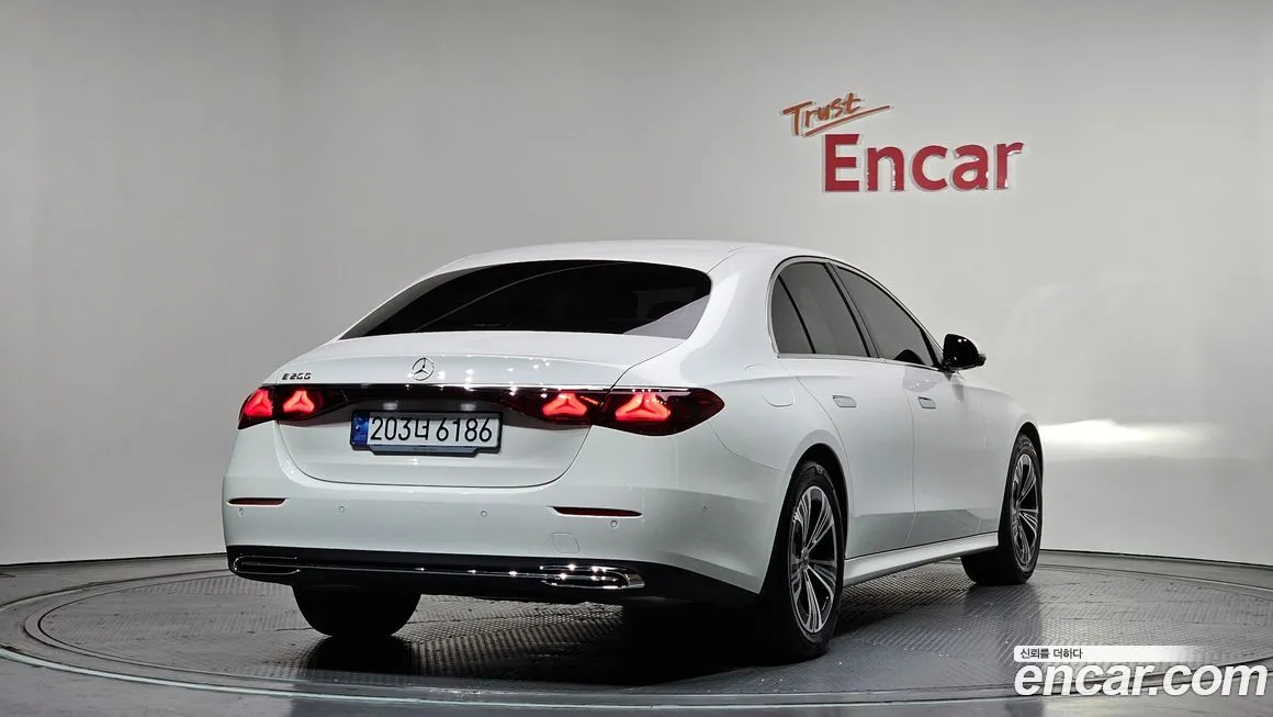 Mercedes-Benz E-Class 2025 из KR, фото 5