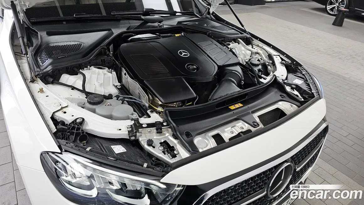 Mercedes-Benz E-Class 2025 из KR, фото 10