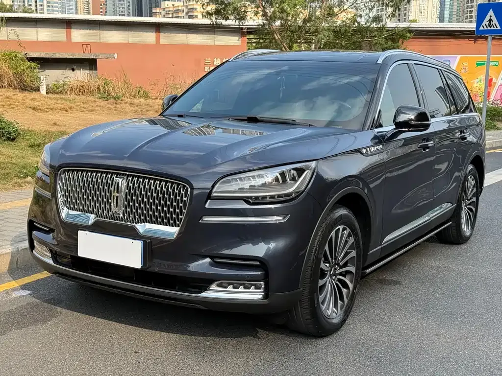 Lincoln Aviator