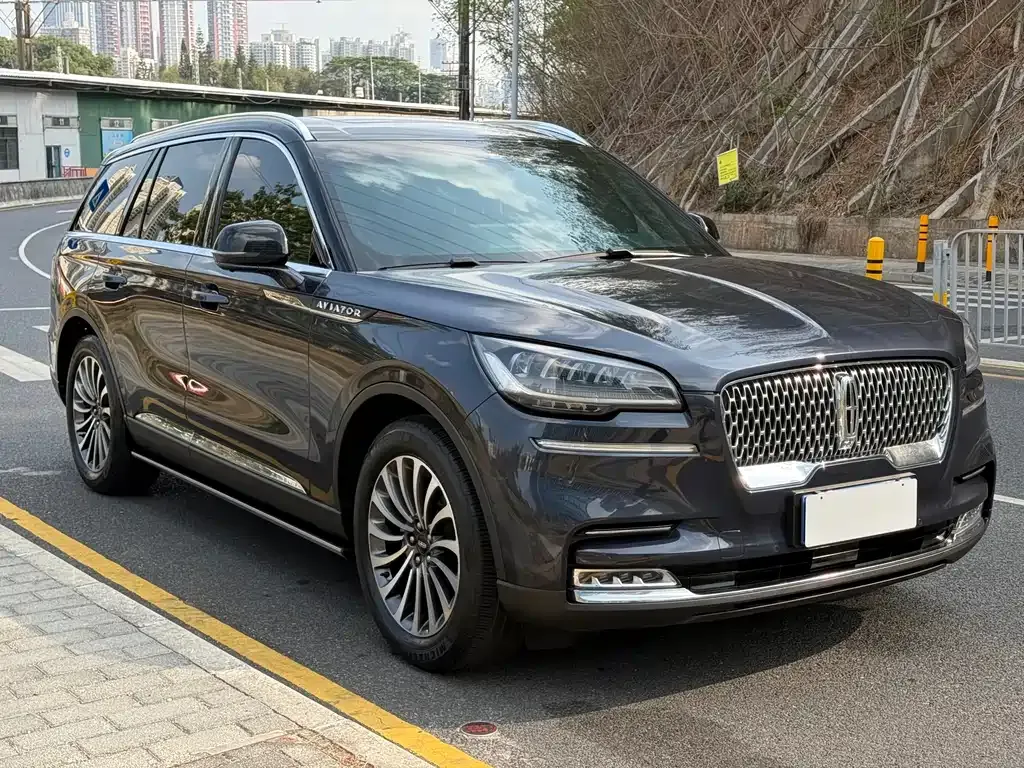 Lincoln Aviator 2023 из CN, фото 9