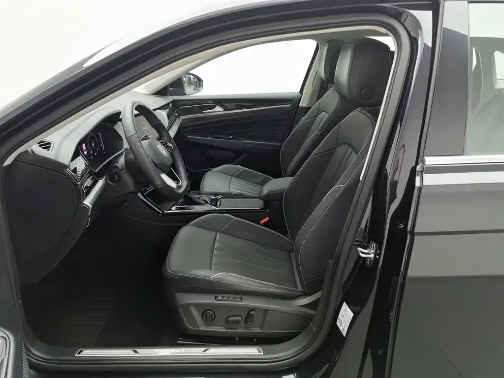 Volkswagen Passat — фото 6