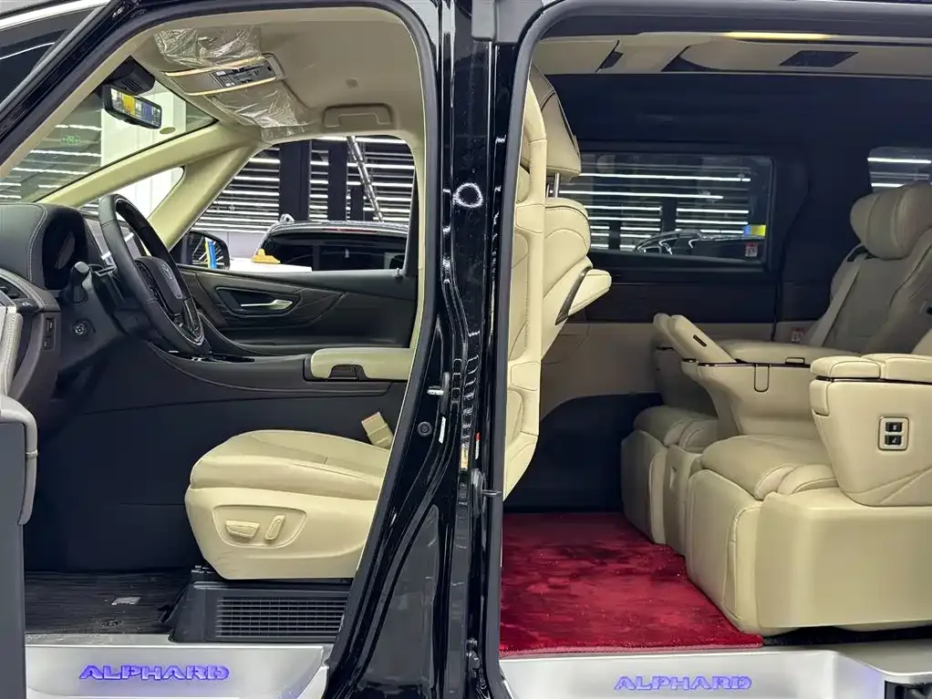 Toyota Alphard 2025 из CN, фото 10