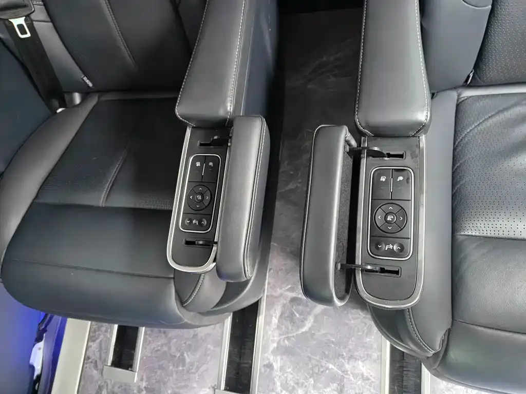 GAC Motor Trumpchi M8 — фото 3