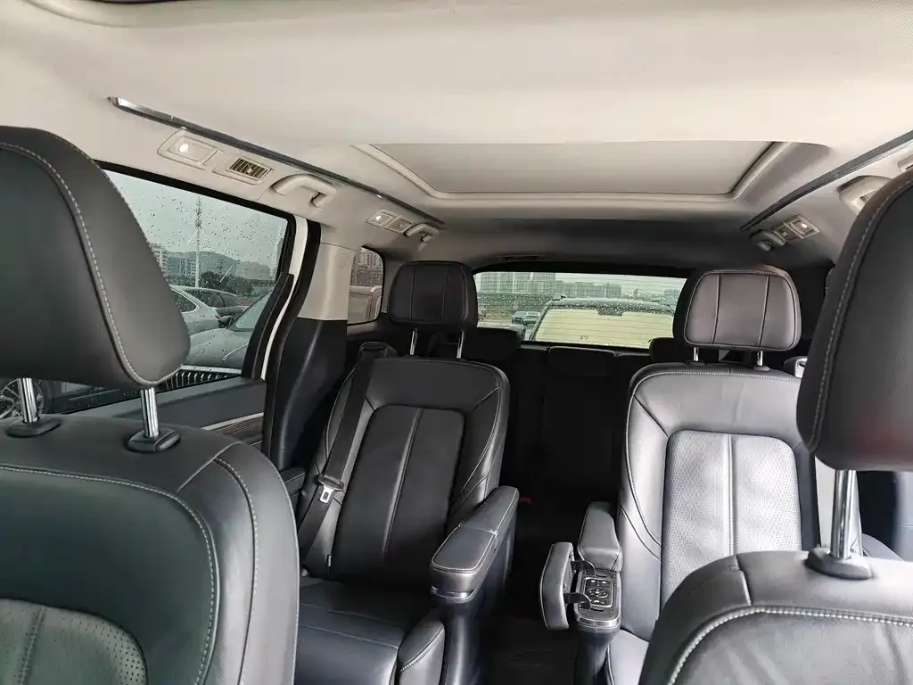 GAC Motor Trumpchi M8 — фото 2