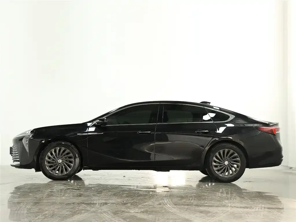 Buick LaCrosse 2025 из CN, фото 4