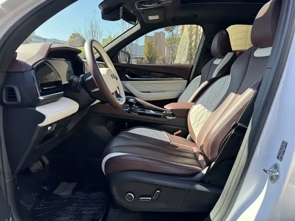 Geely Xingyue L 2022 из CN, фото 10