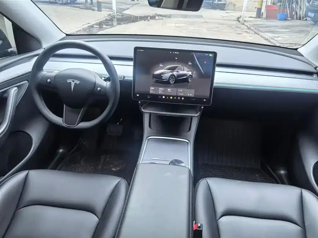 Tesla Model Y — фото 4