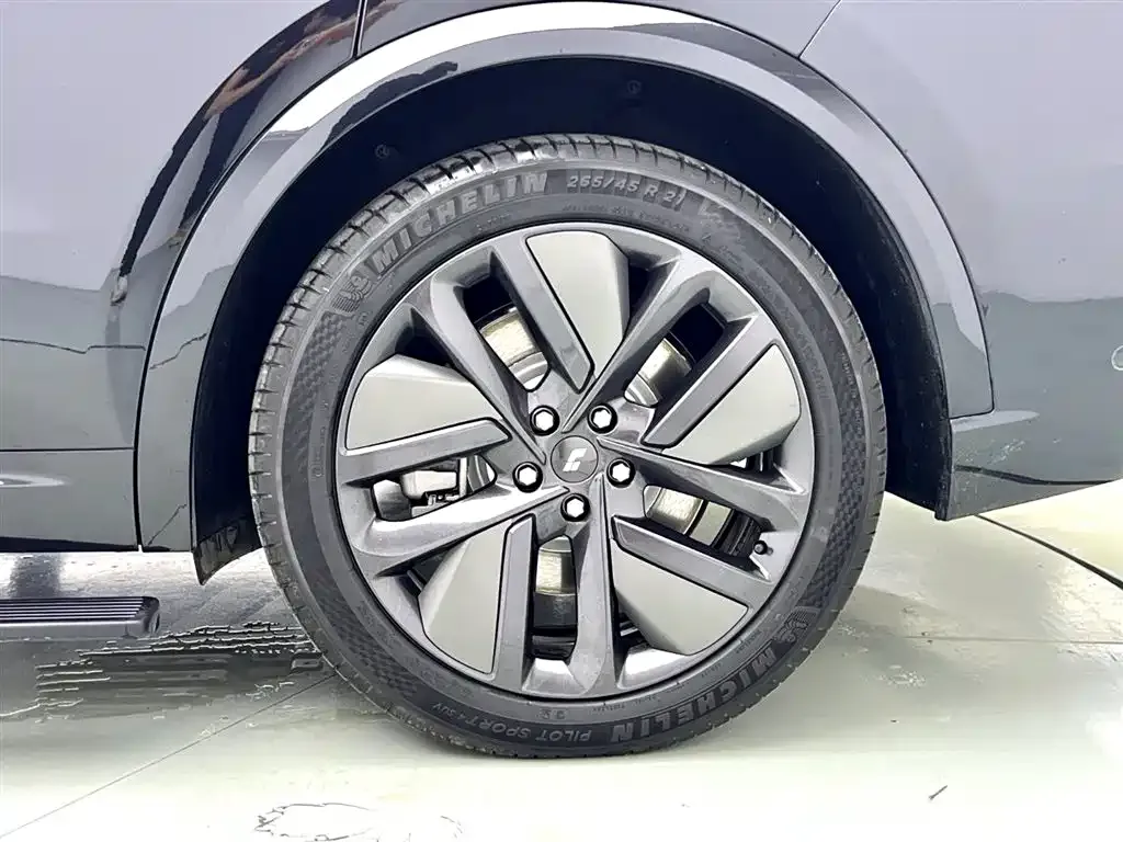 Li Auto L9 2024 из CN, фото 6