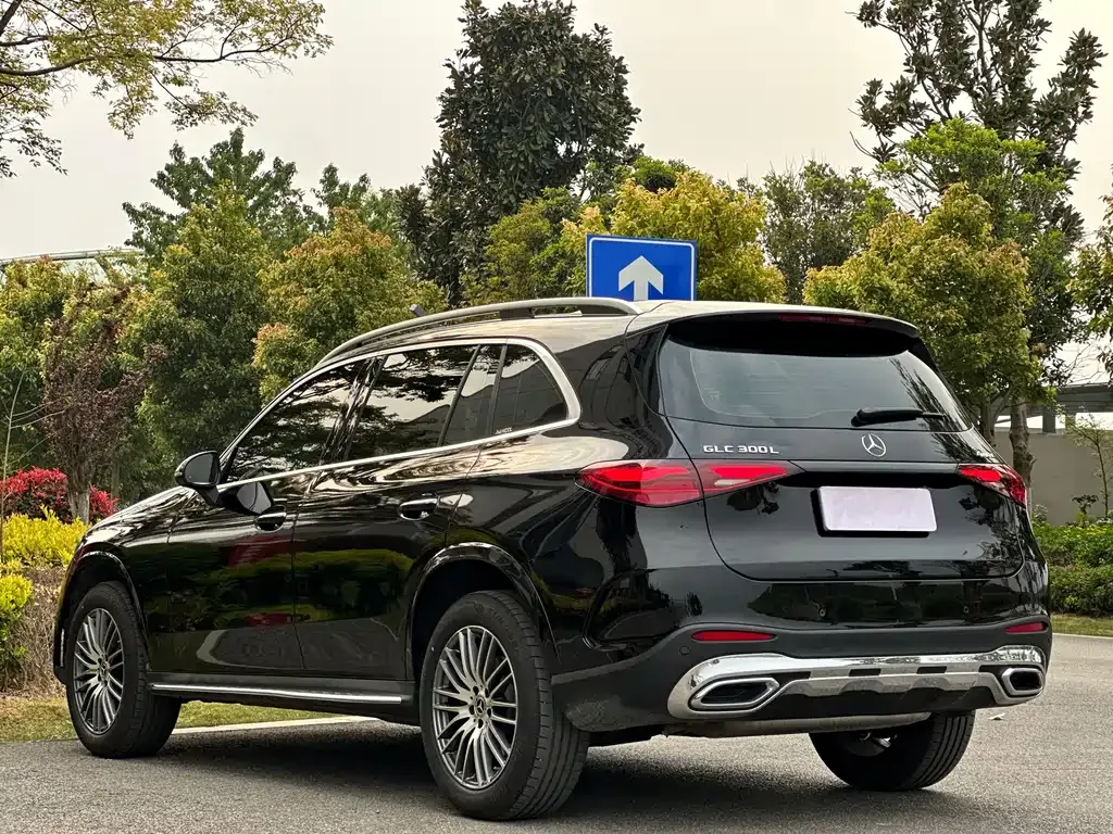 Mercedes-Benz GLC — фото 4