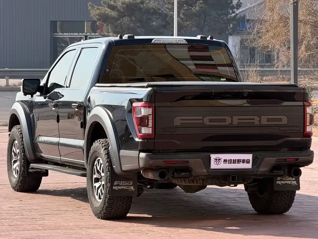 Ford F-150 Raptor — фото 7