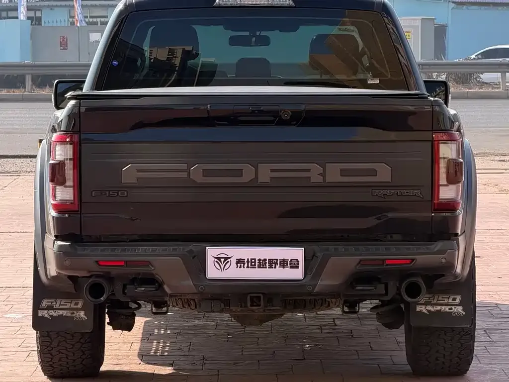 Ford F-150 Raptor — фото 5
