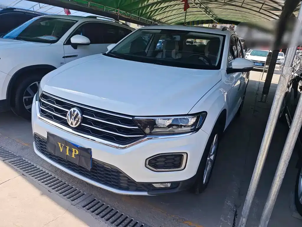 Volkswagen T-Roc 2023 из CN, фото 1