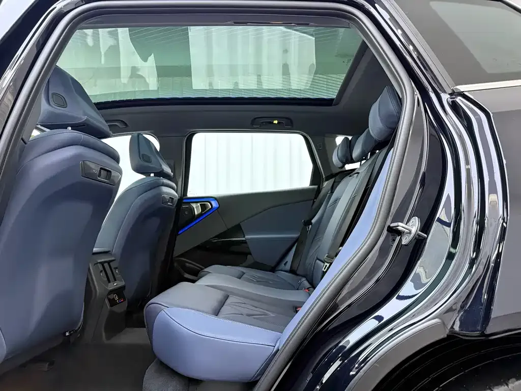 BMW X3 2025 из CN, фото 8