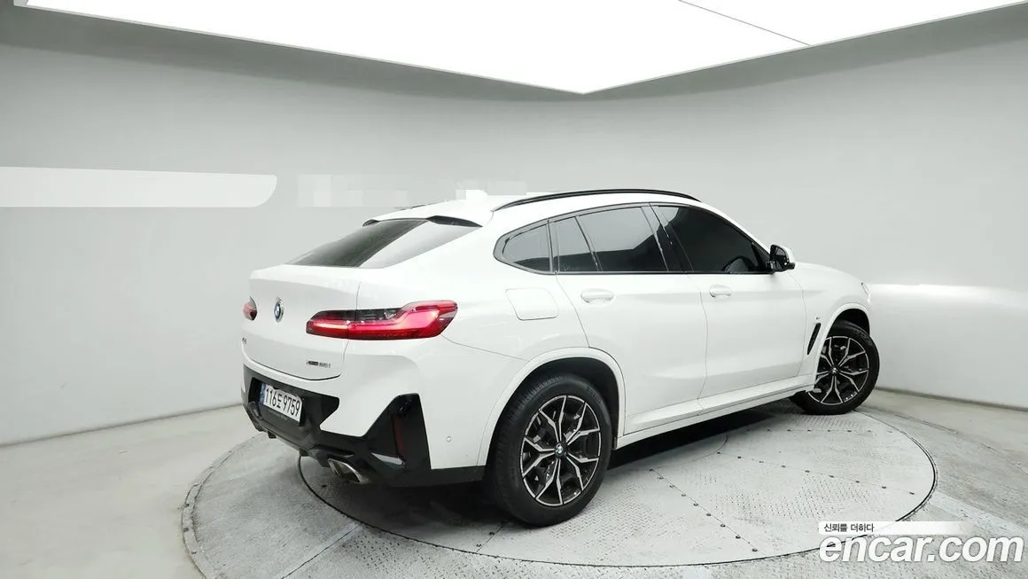BMW X4 — фото 5