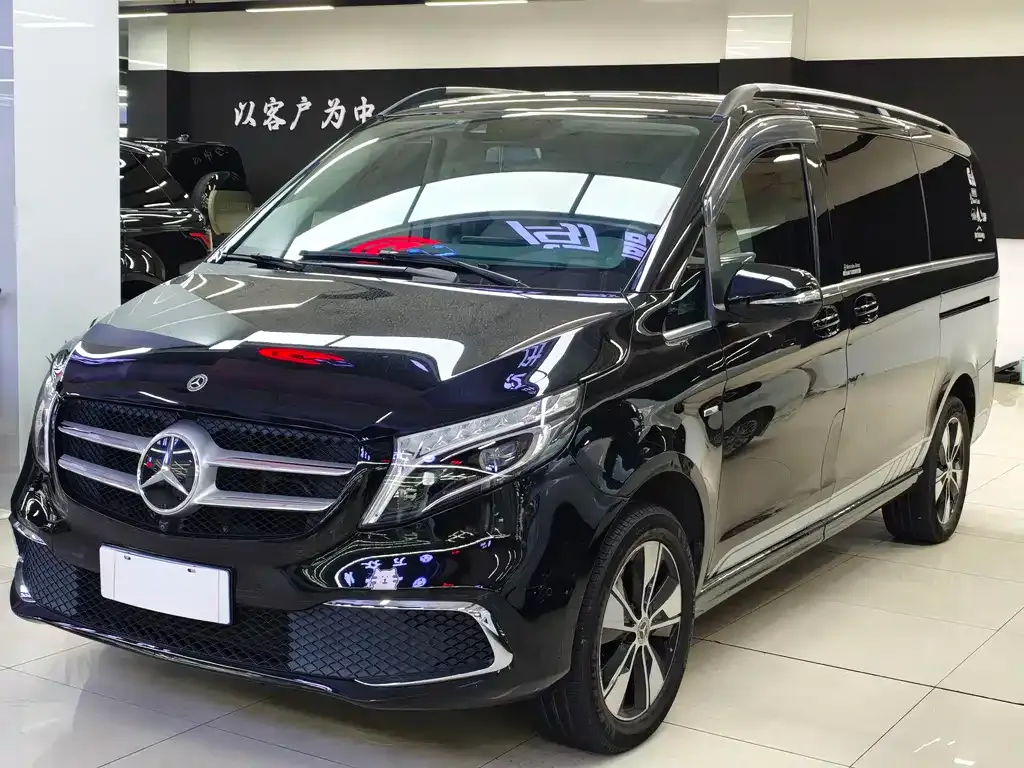 Mercedes-Benz V-Class 2022 из CN, фото 1