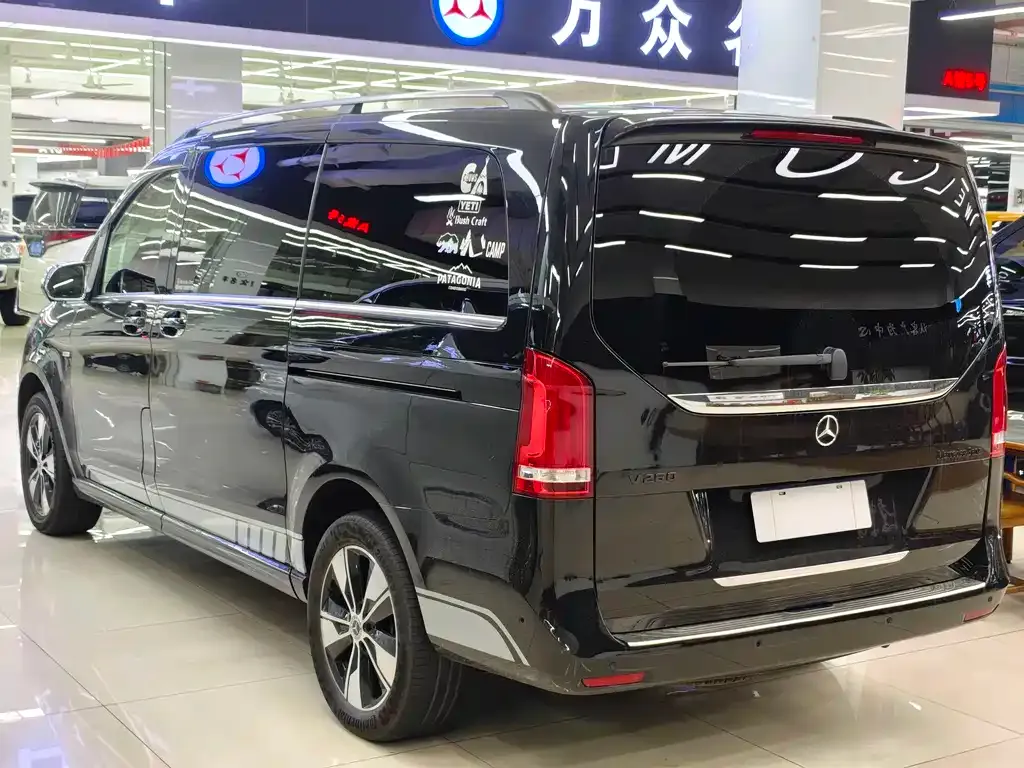 Mercedes-Benz V-Class 2022 из CN, фото 10