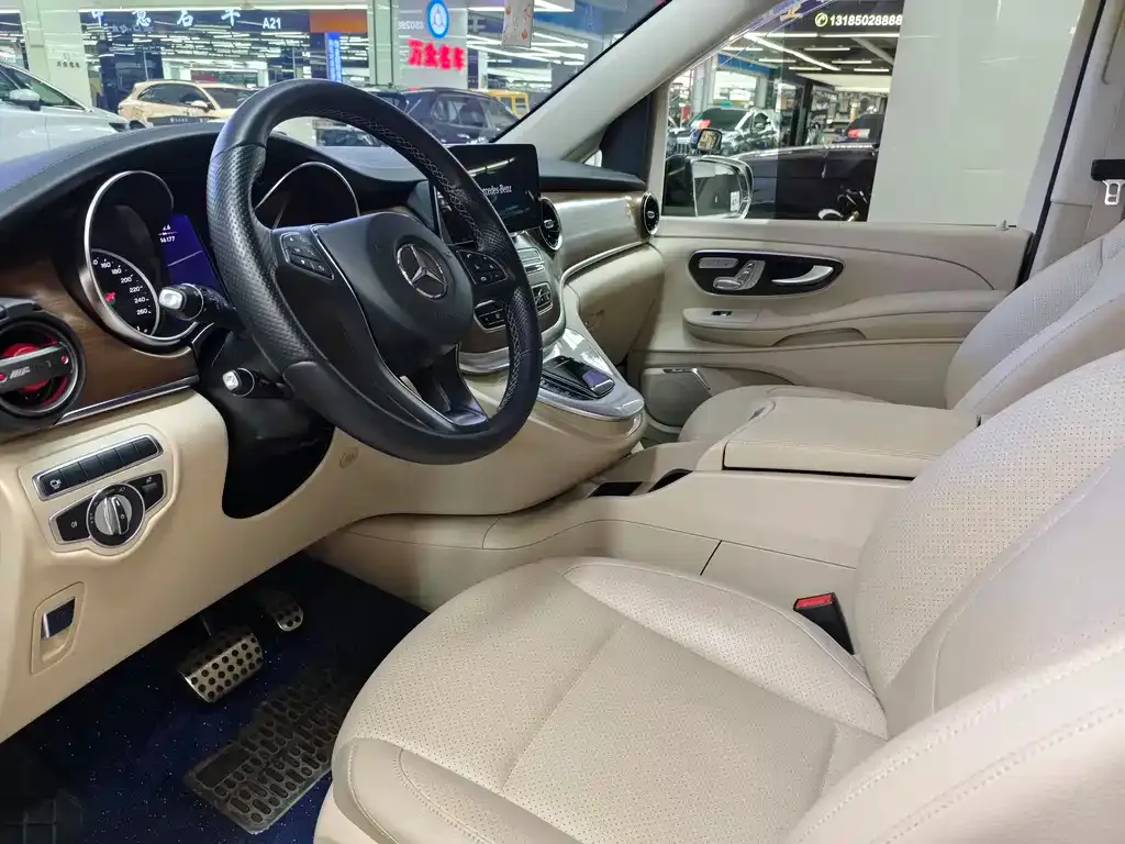 Mercedes-Benz V-Class 2022 из CN, фото 7