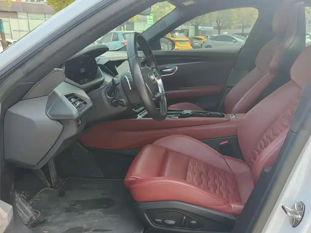 Audi e-tron GT 2024 из CN, фото 5