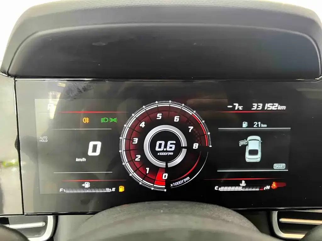 Hyundai Elantra — фото 4