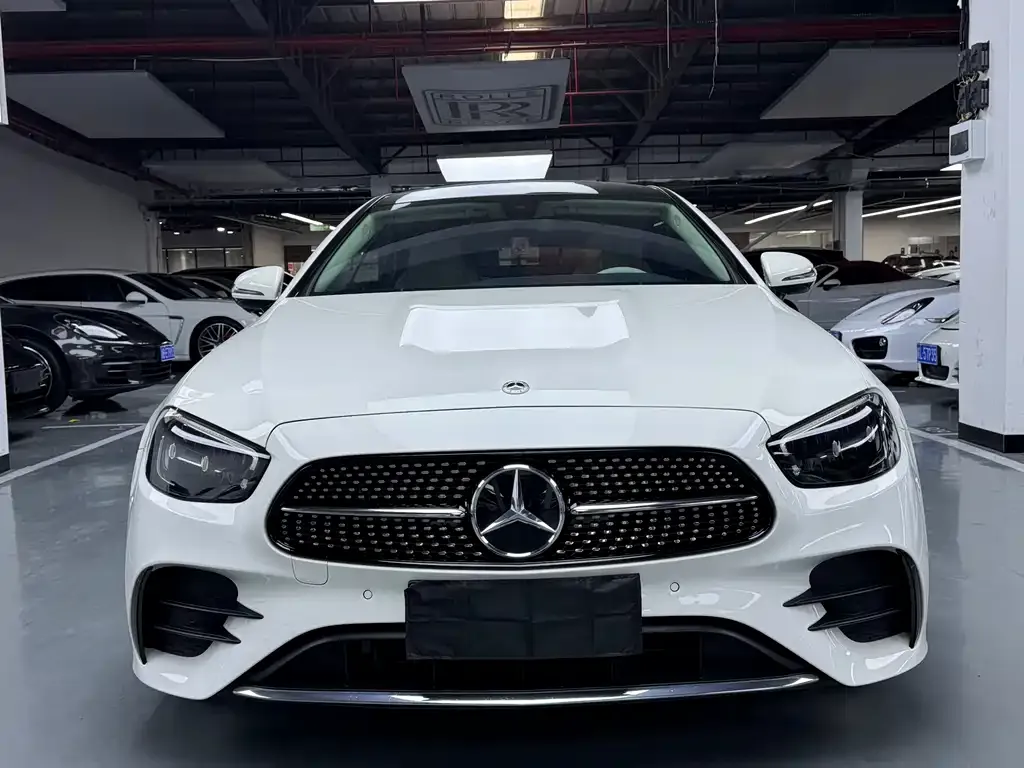 Mercedes-Benz E-Class (Import) — фото 3