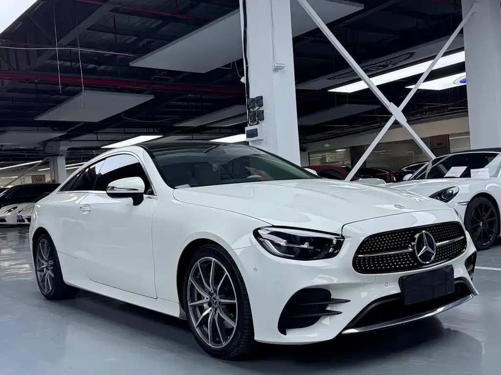 Mercedes-Benz E-Class (Import) — фото 4