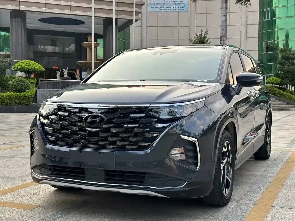 Hyundai Custo — фото 1