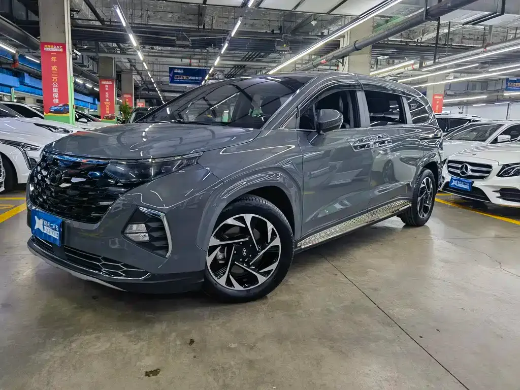 Hyundai Custo — фото 1