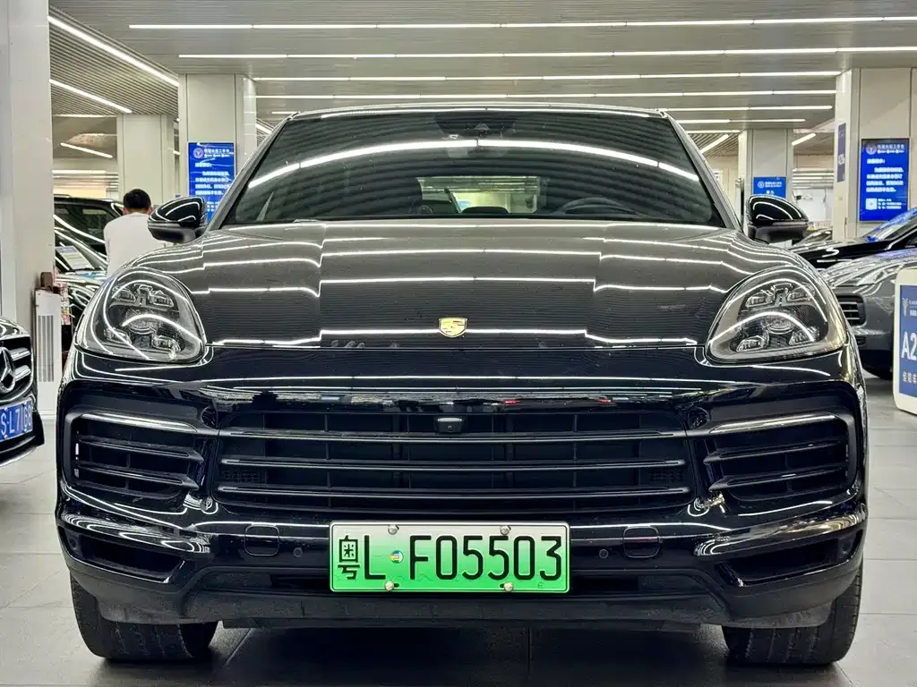 Porsche Cayenne Hybrid — фото 3