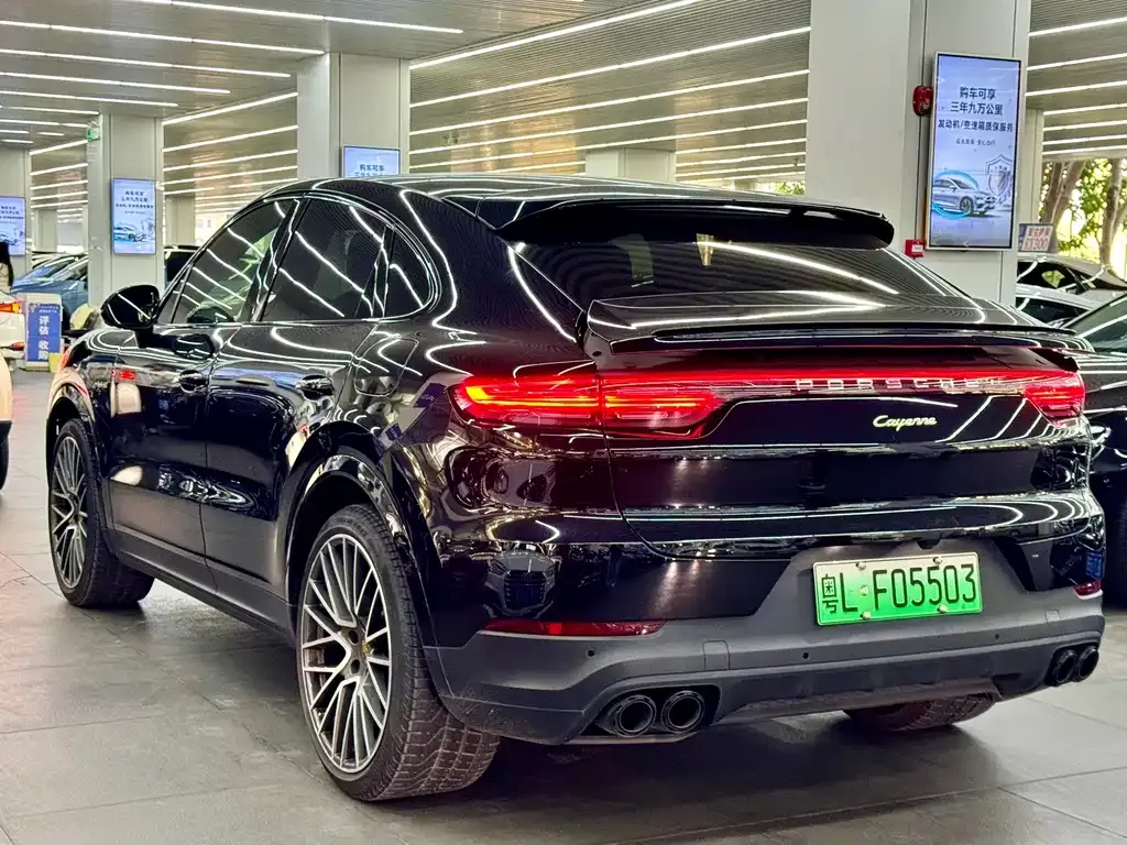 Porsche Cayenne Hybrid — фото 8