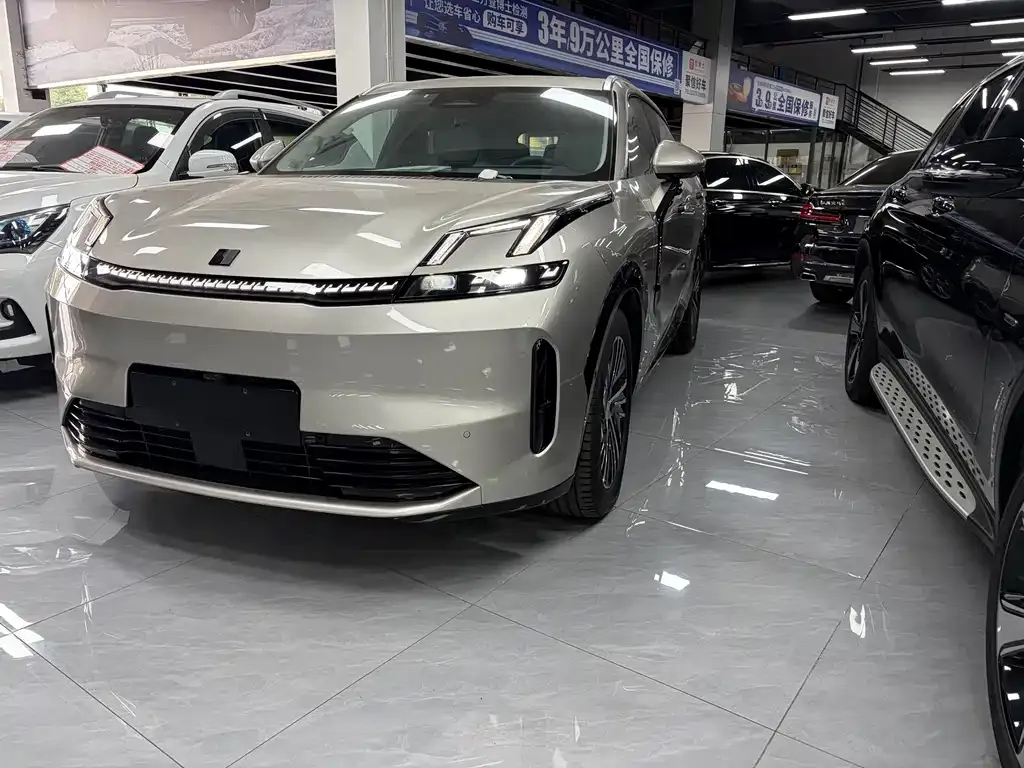Lynk & Co 08 EM-P 2023 из CN, фото 1