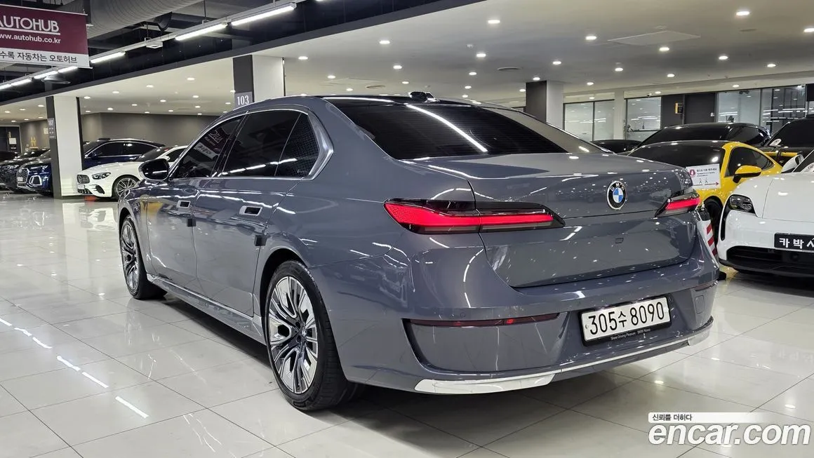 BMW 7-Series 2023 из KR, фото 9