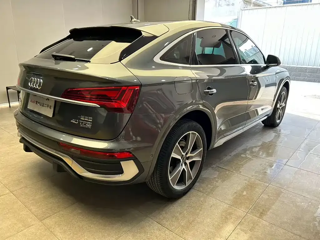 Audi Q5L Sportback 2021 из CN, фото 6
