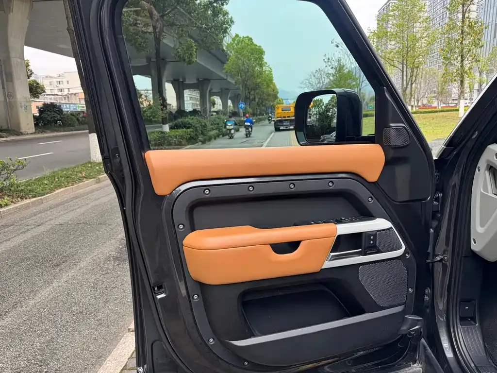 Land Rover Defender 2022 из CN, фото 5