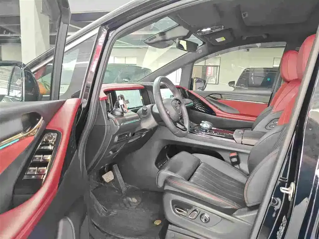 GAC Motor Trumpchi M8 2024 из CN, фото 2